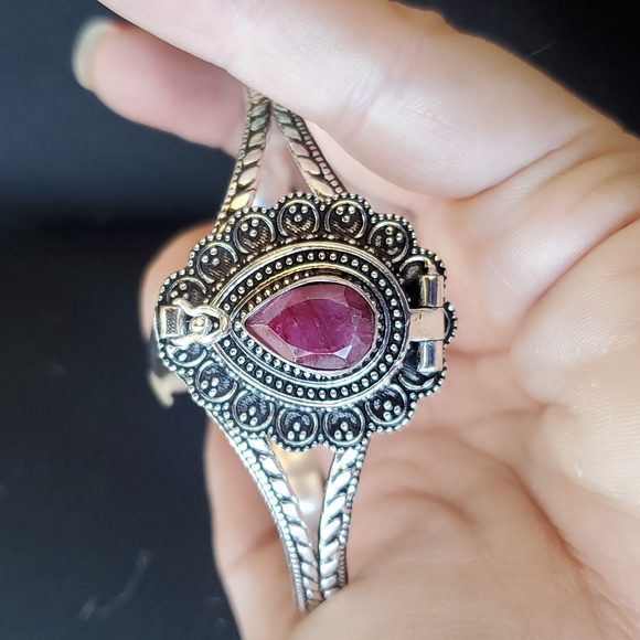 New Kashmir Ruby 925 Silver Poison Cuff Bracelet. - Picture 3 of 9